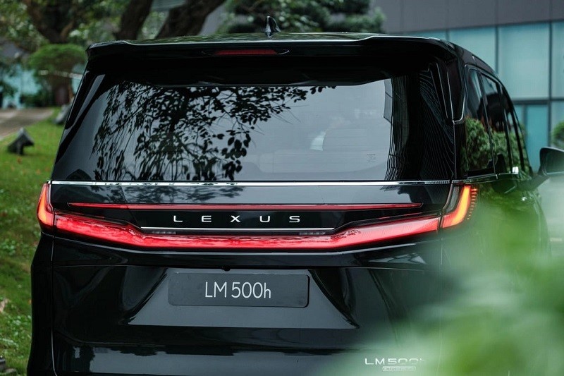 Cận cảnh mẫu MPV hạng sang Lexus LM 500h 2024 vừa ra mắt tại Việt Nam, giá từ 7,29 tỷ đồng