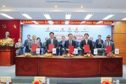 PetroVietnam và các đối tác ký kết các thỏa thuận thương mại cho chuỗi dự án khí điện Lô B – Ô Môn