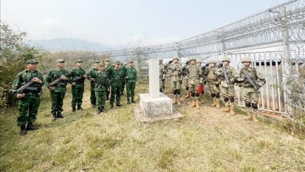 Border guards of Vietnam, China hold joint patrol