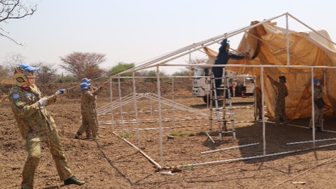Đội Công binh Việt Nam xây dựng doanh trại cho quân đội Ghana
