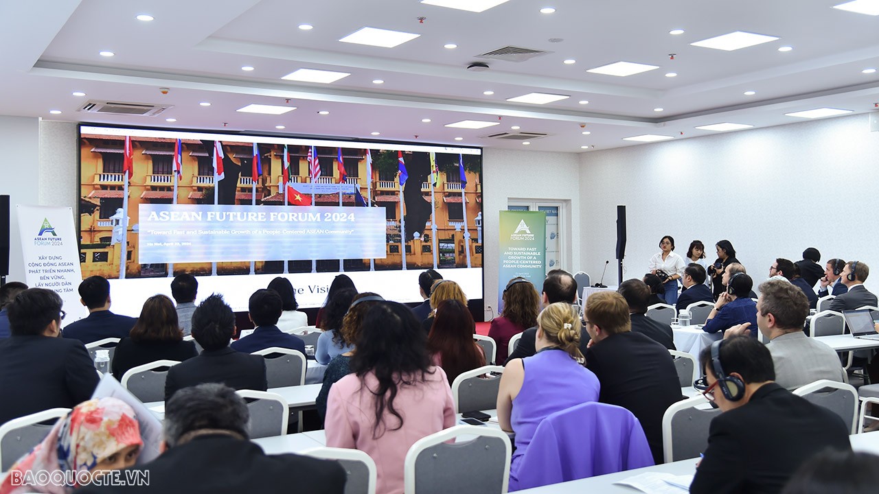 Ngày 1/4, Thứ trưởng Ngoại giao Đỗ Hùng Việt chủ trì họp báo về Diễn đàn Tương lai ASEAN 2024. (Ảnh: Anh Sơn) Toàn cảnh buổi họp báo quốc tế về Diễn đàn Tương lai ASEAN 2024