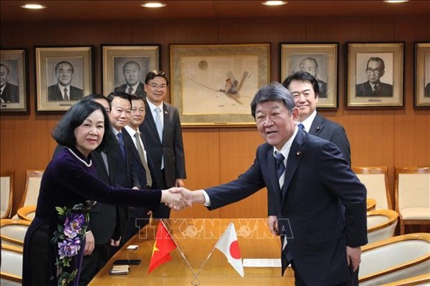 Party Politburo member Truong Thi Mai pays working visit to Japan