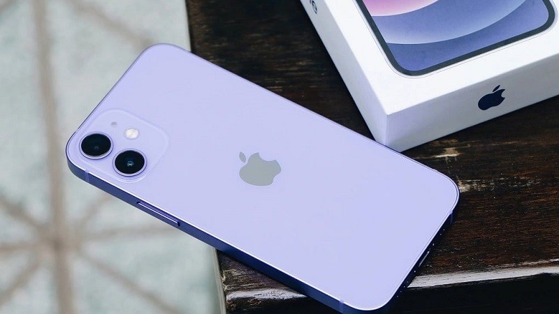 Giá iPhone 12 giảm về mức thấp nhất kể từ khi ra mắt
