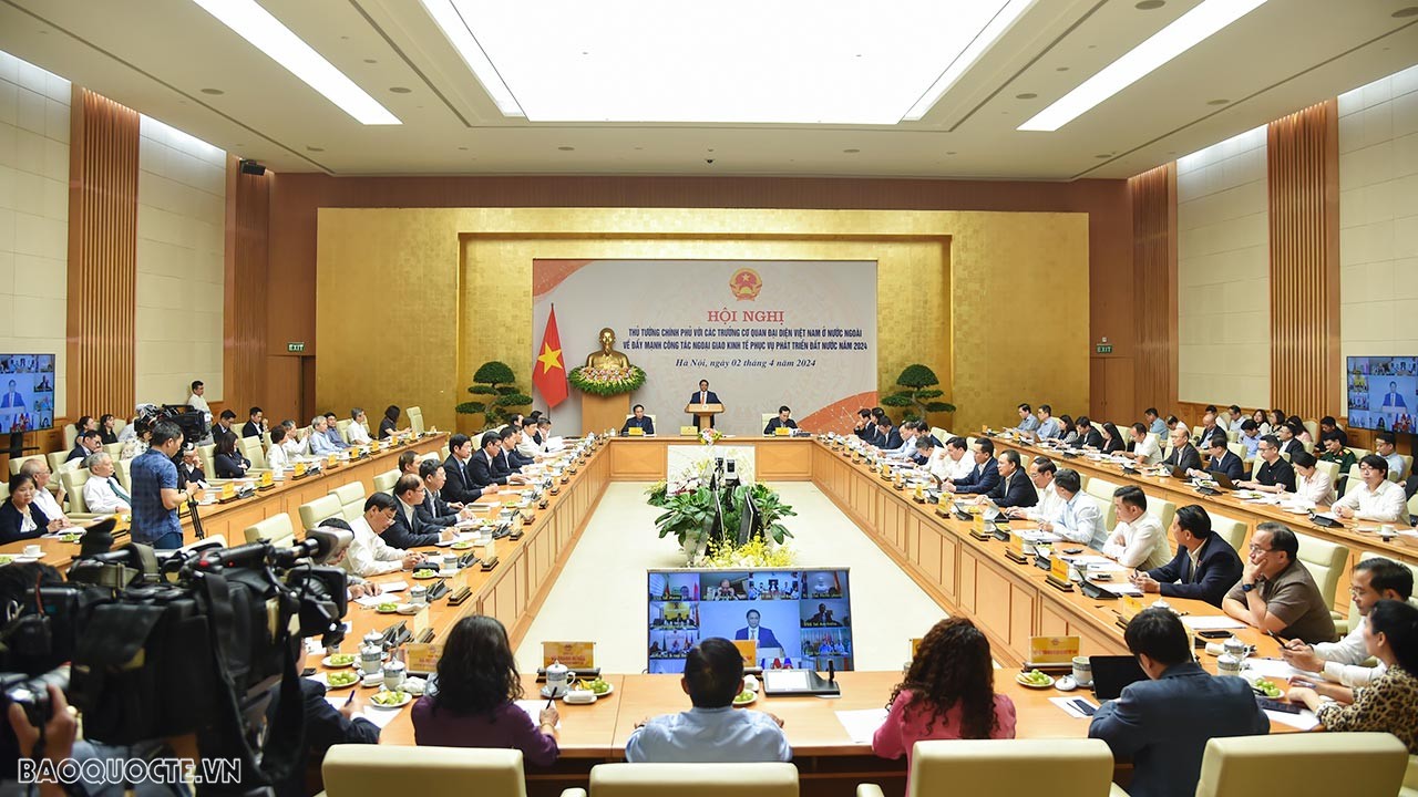 Thủ tướng Phạm Minh Chính phát biểu khai mạc Hội nghị họp với các Cơ quan đại diện Việt Nam ở nước ngoài về đẩy mạnh công tác ngoại giao kinh tế phục vụ phát triển năm 2024. (Ảnh: Tuấn Anh)