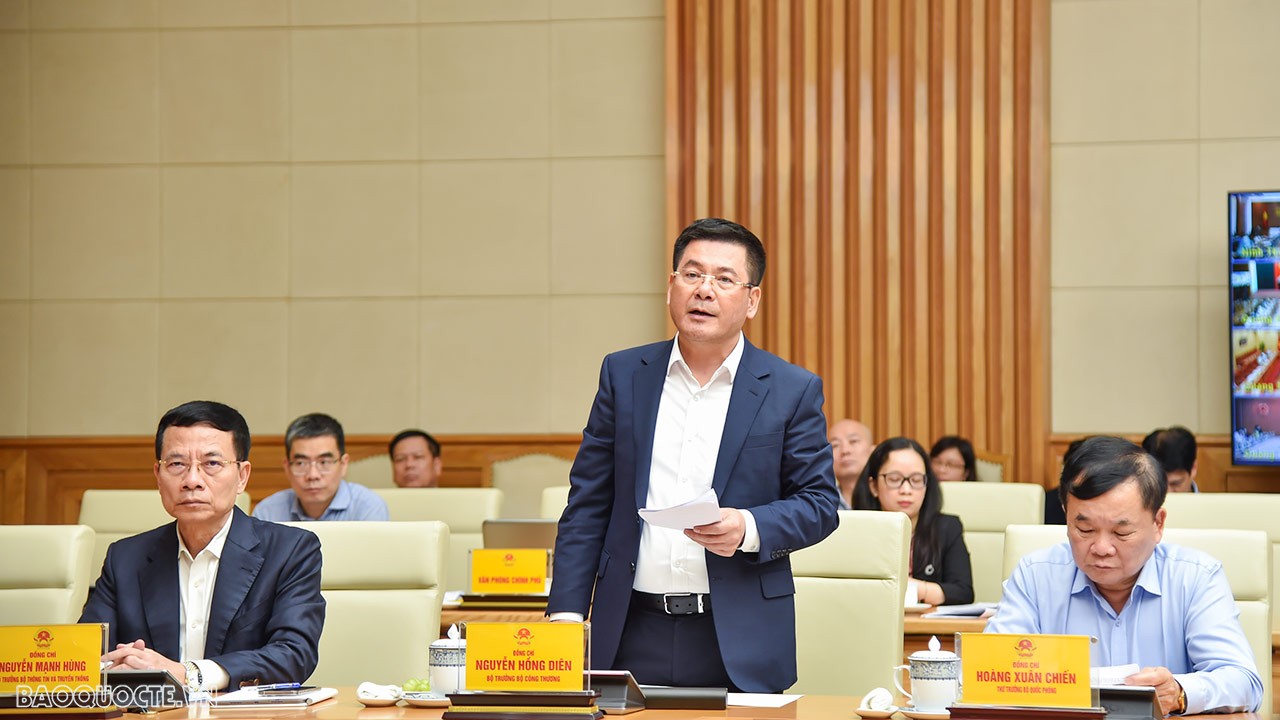 Thủ tướng Phạm Minh Chính chỉ ra 4 định hướng, 6 biện pháp để ngoại giao kinh tế đột phá trong năm 2024 Thủ tướng Phạm Minh Chính chỉ ra 4 định hướng, 6 biện pháp để ngoại giao kinh tế đột phá trong năm 2024