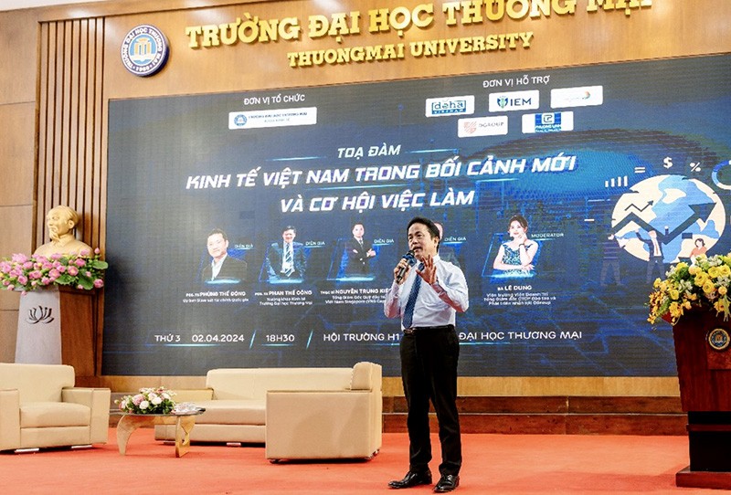 TS. Trần Văn Lê, CEO Công ty TNHH Sản xuất cơ điện và Thương mại Phương Linh, chia sẻ “đường đi đến thành công” sau 25 năm khởi nghiệp