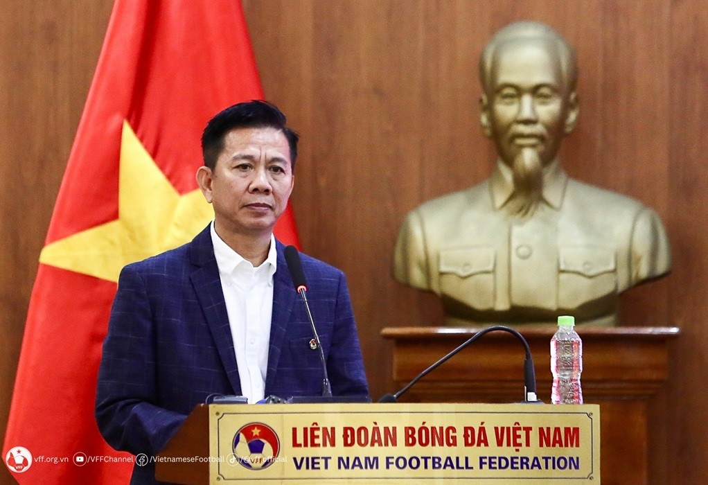 HLV Hoàng Anh Tuấn triệu tập bổ sung tiền đạo Hoàng Văn Tùng hội quân U23 Việt Nam