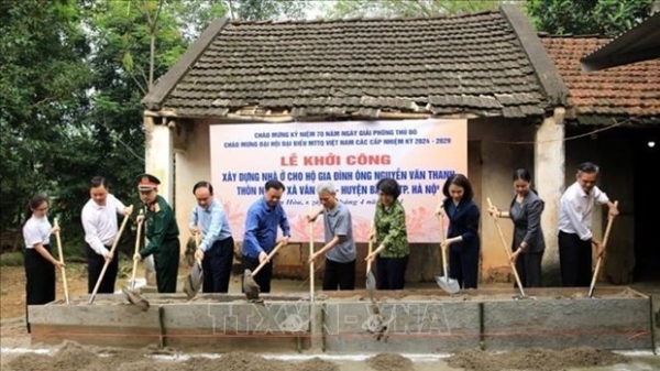 Hanoi builds, repairs houses for poor households