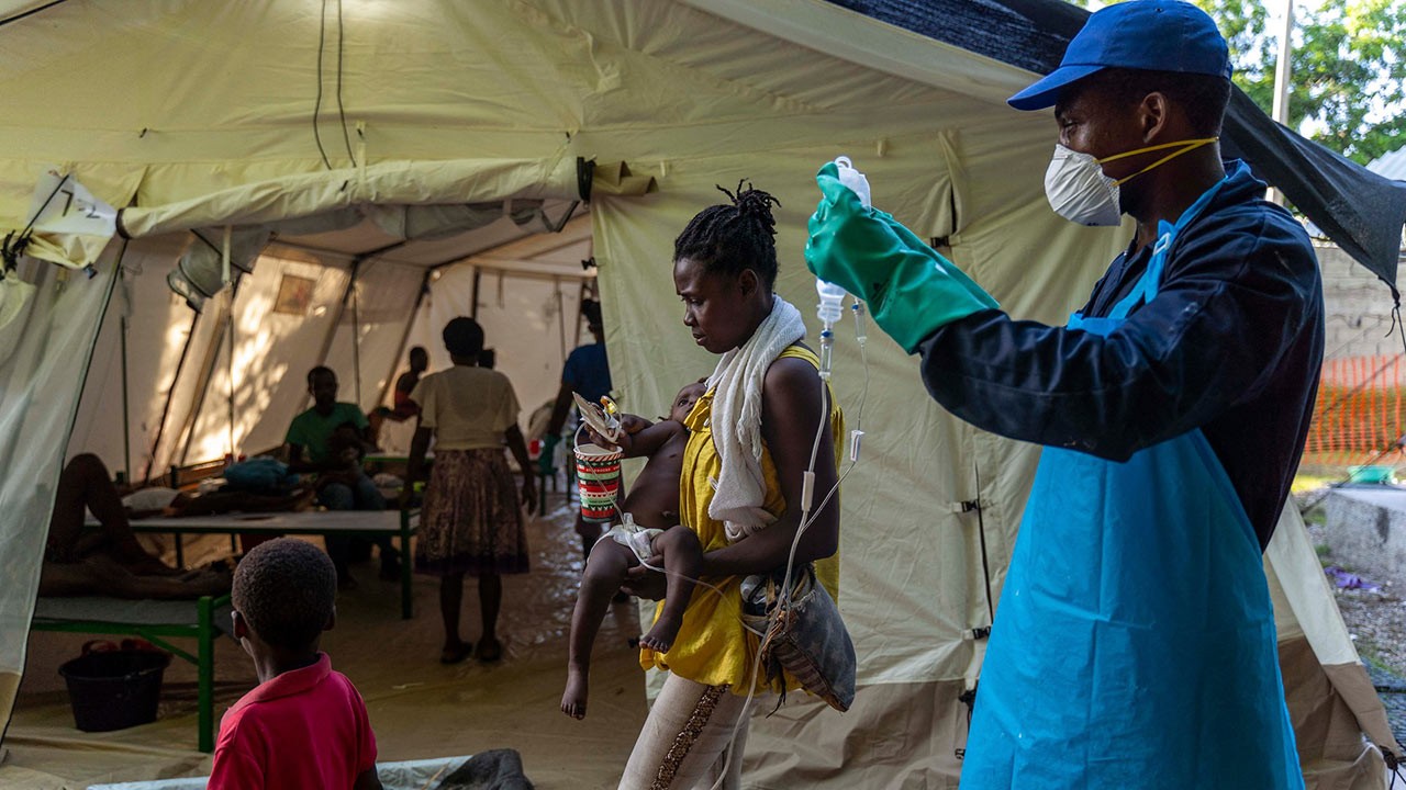 Tổ chức Y tế thế giới (WHO) triển khai xét nghiệm bệnh tả toàn cầu, bắt đầu tại Malawi. (Nguồn: AP)