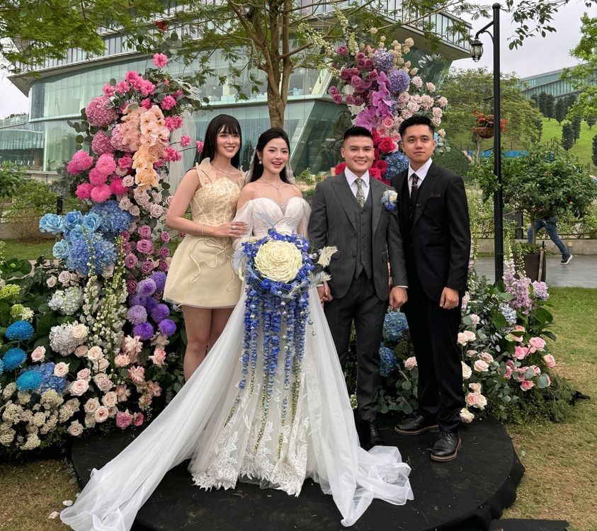 Quang Hải thông báo tin vui trong lễ cưới