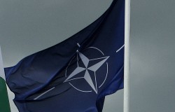NATO chỉ là ‘củ cà rốt’, Mỹ và đồng minh 