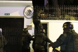 Căng thẳng Mexico-Ecuador: Nhân viên Đại sứ quán Mexico về nước, sự cố ngoại giao tồi tệ nhất Mỹ Latinh?