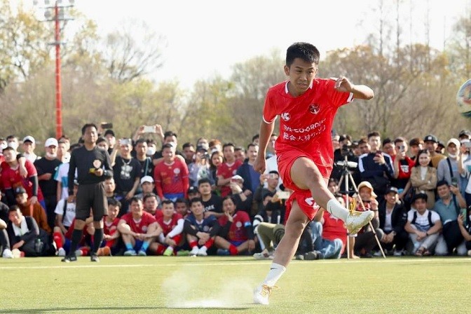 Giải bóng đá đóng góp vào quỹ xây chùa Việt Nam tại Tokyo