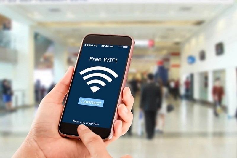 Mạng WiFi công cộng có thể trở thành công cụ để tin tặc tấn công thiết bị của người dùng