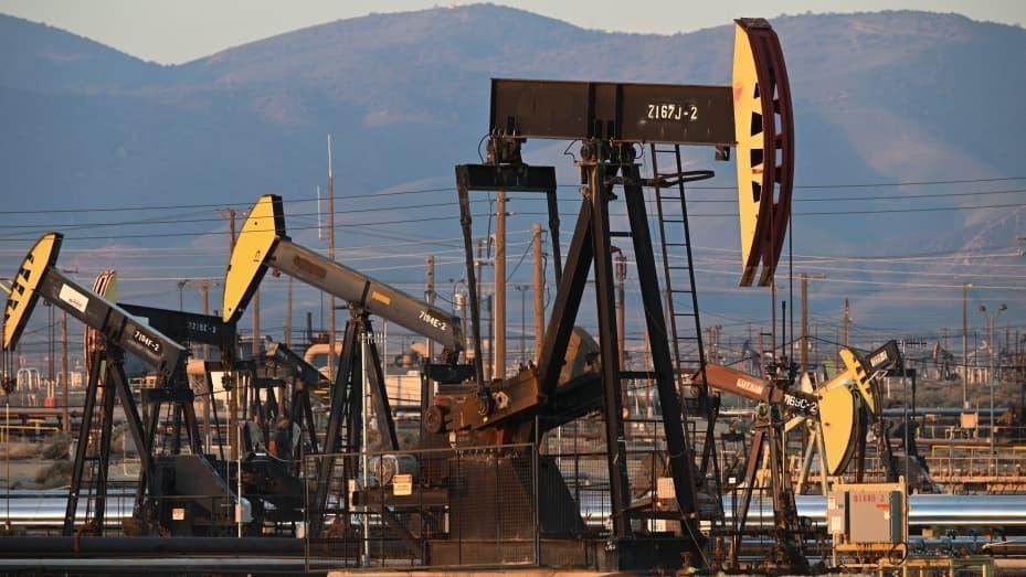 Giếng dầu South Belridge ở hạt Kern, bang California, Mỹ. (Nguồn: CNBC)