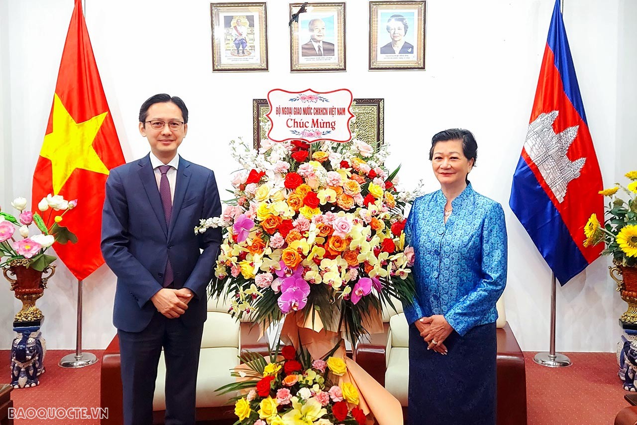 Lãnh đạo Bộ Ngoại giao chúc Tết cổ truyền Chol Chnam Thmay của Campuchia