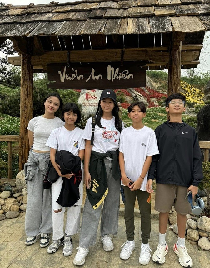 Tránh nắng nóng Sài Gòn, gia đình Hoa hậu Hà Kiều Anh, nhóm bạn thân du lịch Sa Pa