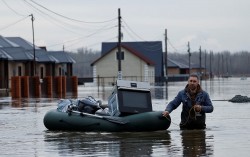 Hơn 110.000 người sơ tán vì lũ lụt lịch sử khu vực biên giới Nga-Kazakhstan