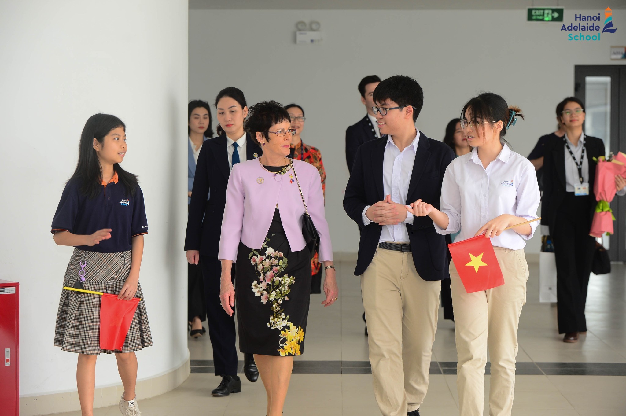 Học song bằng Trung học phổ thông Australia - Việt: Tại sao không?