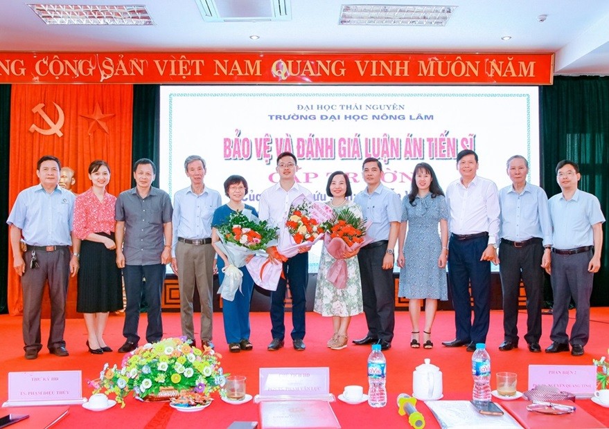 Nguyen Van Tuyen – Cherish to bring knowledge to the highlands of Dien Bien