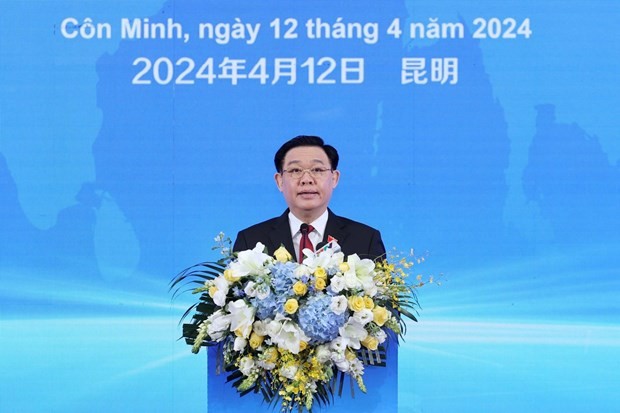 NA Chairman Vuong Dinh Hue affirms support for cooperation between Vietnamese localities, China’s Yunnan