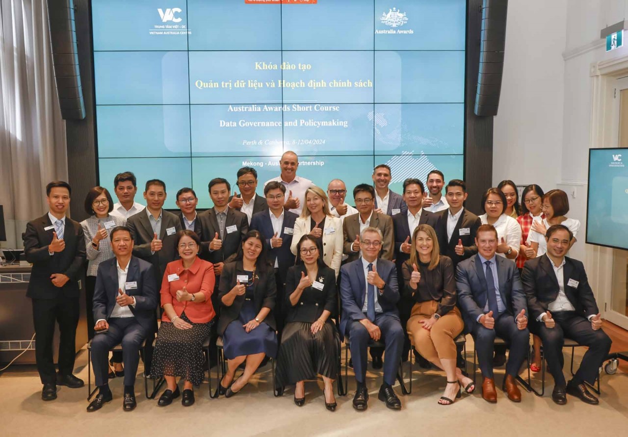 Australia hỗ trợ Việt Nam tổ chức khóa học về quản trị dữ liệu và hoạch định chính sách