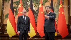 Cỗ máy kinh tế châu Âu lao đao vì 'lỡ chuyến' với Nga, Đức chỉ còn cách đi lại 'vết xe cũ' và tin vào Trung Quốc