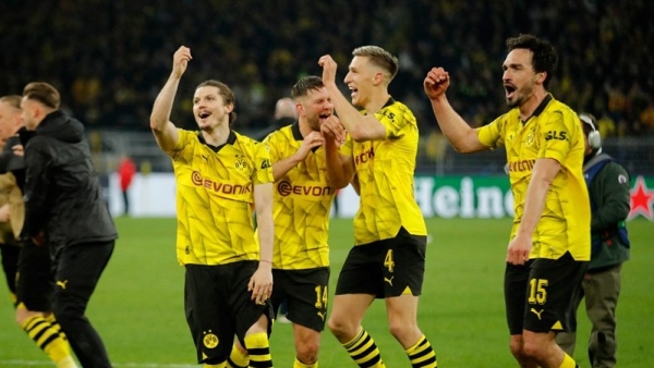 Hình ảnh trận đấu đưa Borussia Dortmund vào bán kết Champions League
