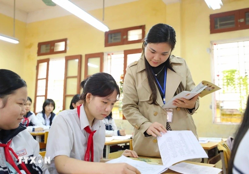 Học sinh lớp 9 Hà Nội chuẩn bị thi vào lớp 10 năm học 2024-2025. (Nguồn: TTXVN)
