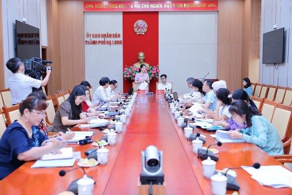 Quang Ninh province organized a consultation conference on Learning Cities