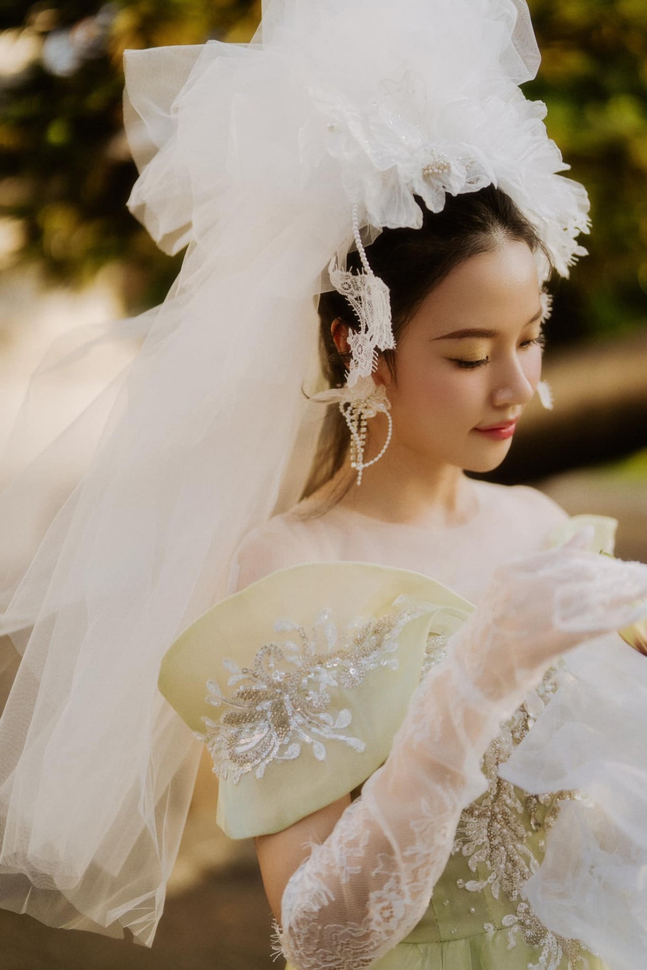 Diễn viên Midu