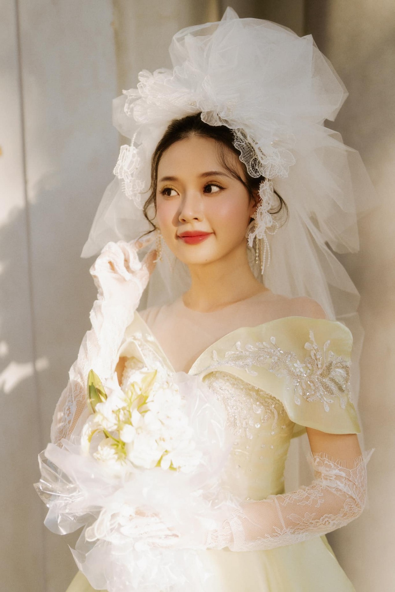 Diễn viên Midu
