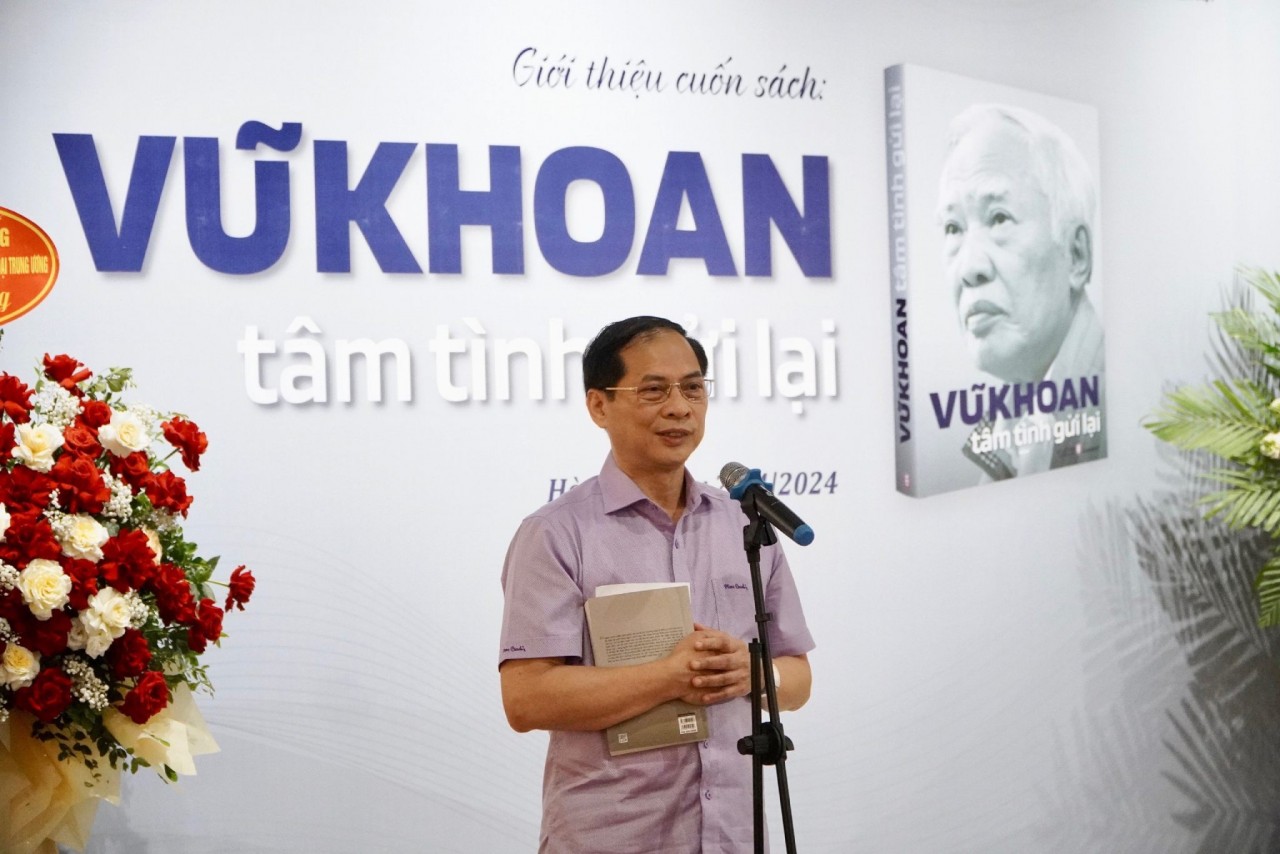 Former Deputy Prime Minister Vu Khoan's reflections passed on to younger generation