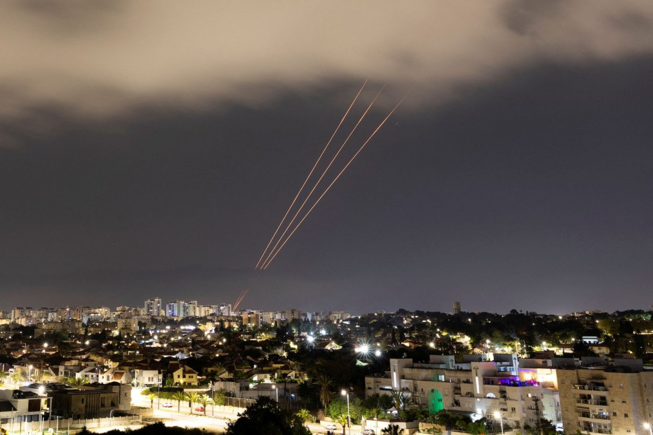 Iran tấn công Israel: Mỹ nói Tehran nên đặt câu hỏi về tính hiệu quả của hệ thống vũ khí, EP kêu gọi trừng phạt