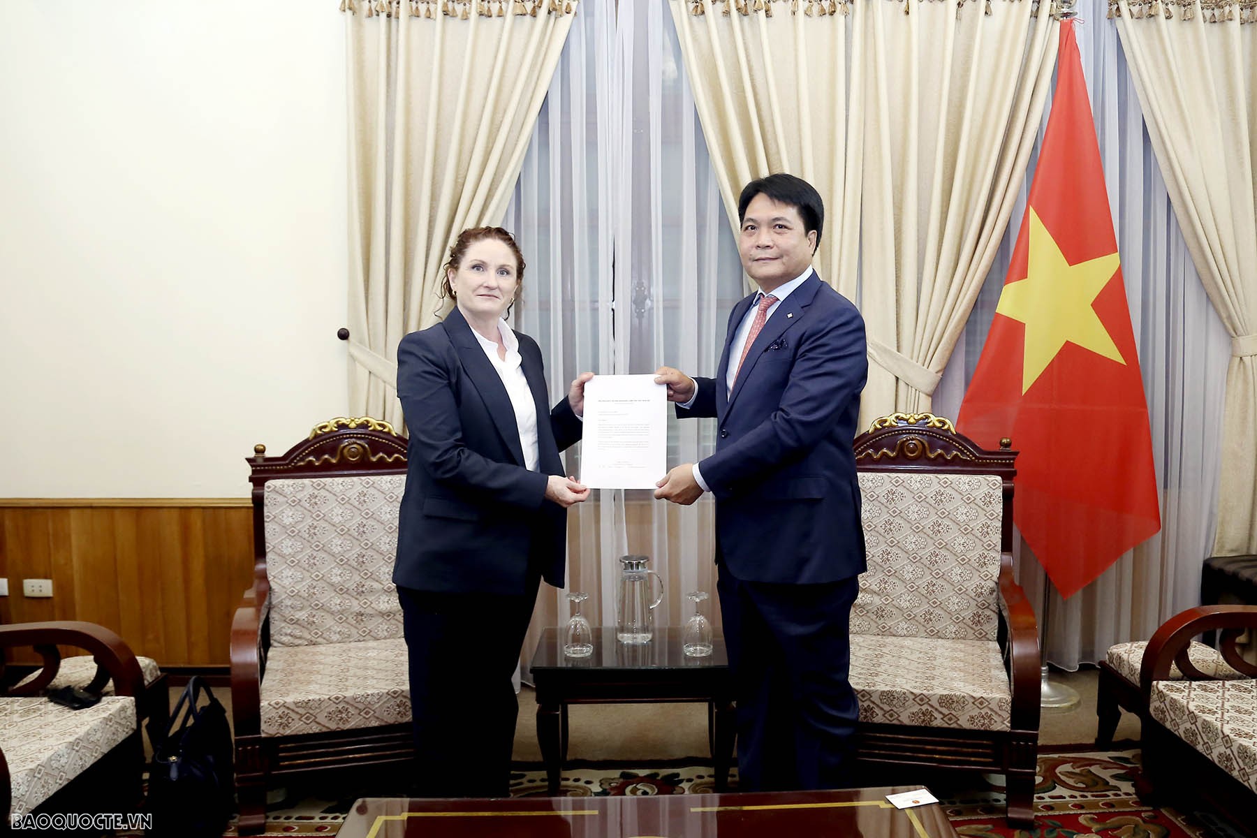 Bộ Ngoại giao tiếp nhận bản sao Thư ủy nhiệm bổ nhiệm Đại sứ New Zealand tại Việt Nam
