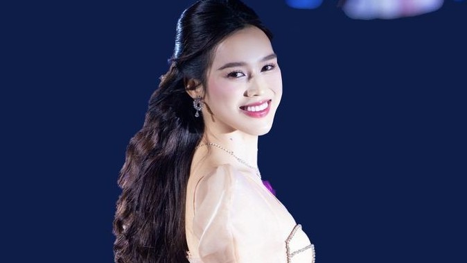 Nhan sắc thăng hạng của Hoa hậu Đỗ Thị Hà