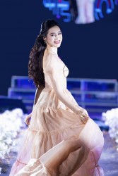 Nhan sắc thăng hạng của Hoa hậu Đỗ Thị Hà