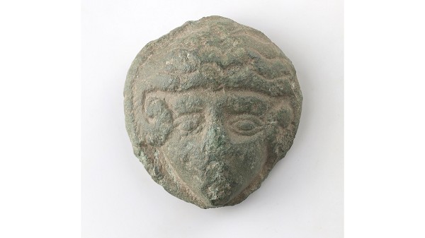 Phát hiện tượng chân dung 1.800 năm tuổi của Alexander Đại đế