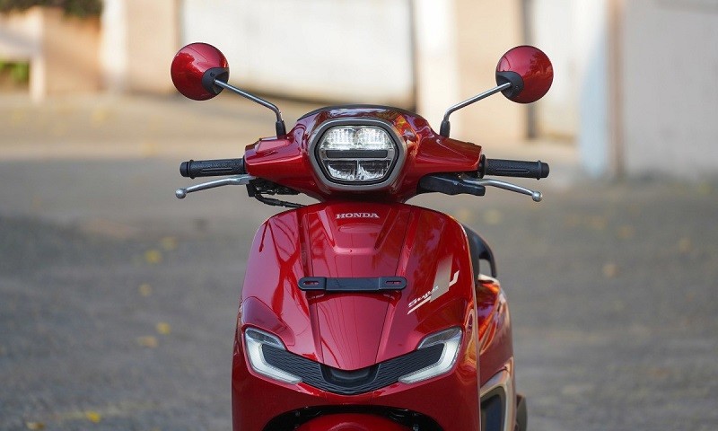 Cận cảnh xe tay ga Honda Stylo 160 vừa về Việt Nam