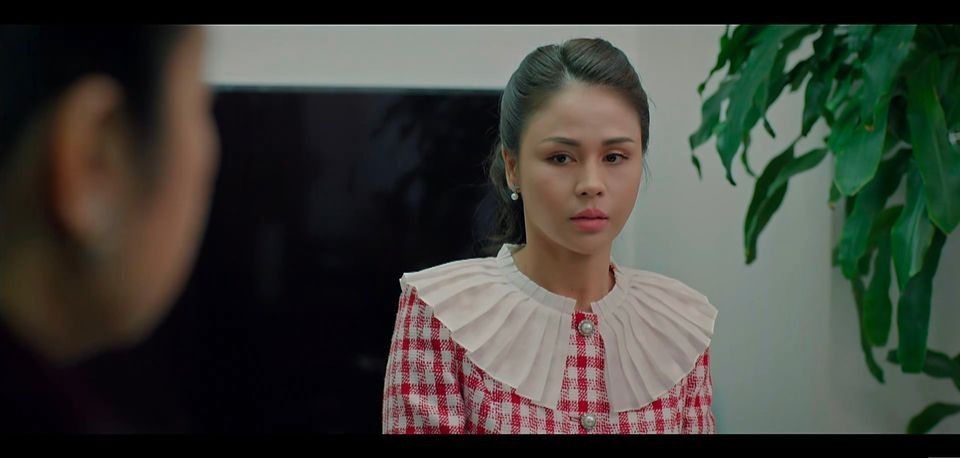 Sắc vóc khác lạ của diễn viên bị ghét nhất phim Trạm cứu hộ trái tim - Lương Thu Trang