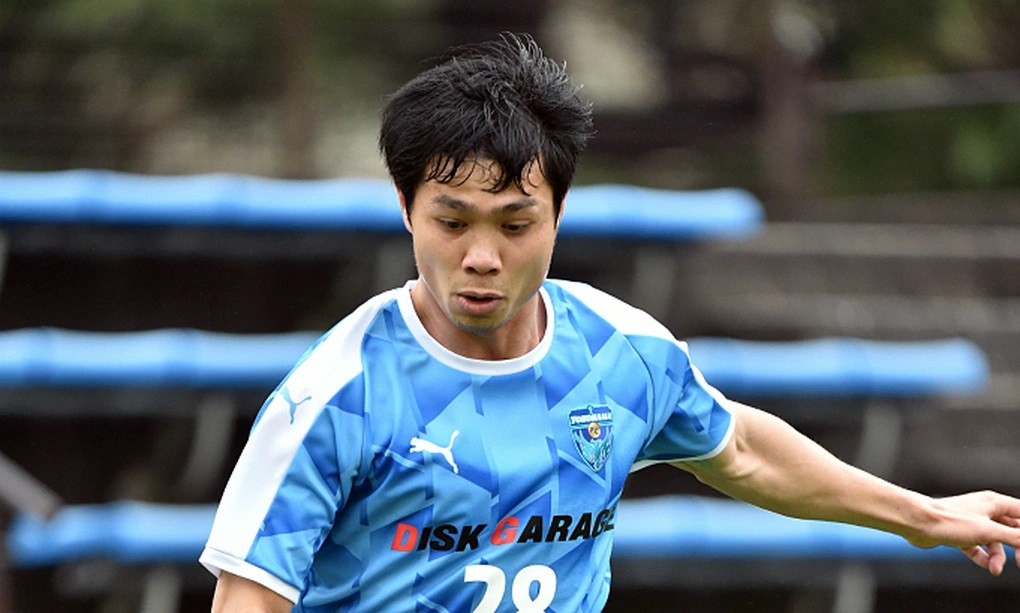 Công Phượng lần đầu đá chính, vị trí tiền vệ công tại Yokohama FC