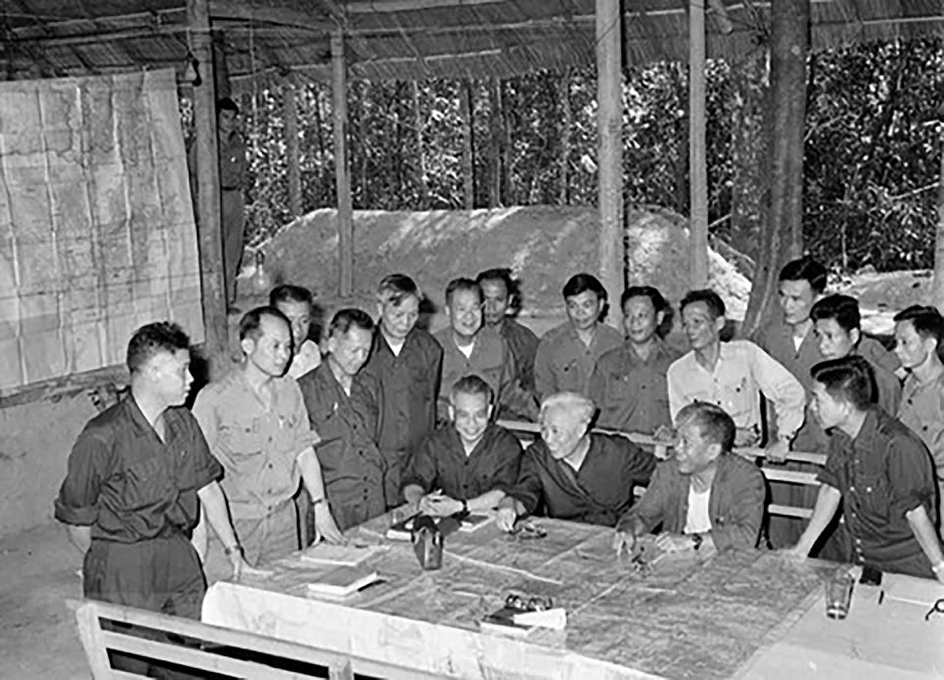 Kỷ niệm 49 năm Ngày Giải phóng miền Nam, thống nhất đất nước: Mùa Xuân chiến thắng Kỷ niệm 49 năm Ngày Giải phóng miền Nam, thống nhất đất nước: Mùa Xuân chiến thắng