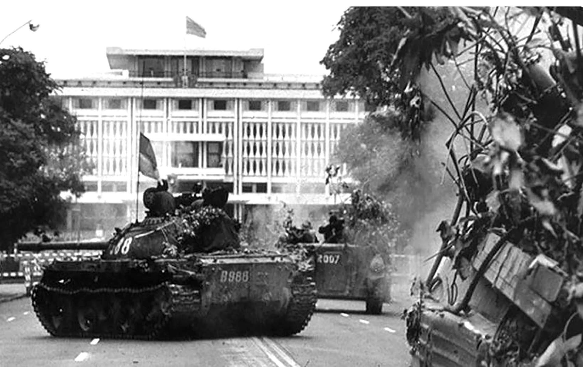 Kỷ niệm 49 năm Ngày Giải phóng miền Nam, thống nhất đất nước: Mùa Xuân chiến thắng Kỷ niệm 49 năm Ngày Giải phóng miền Nam, thống nhất đất nước: Mùa Xuân chiến thắng