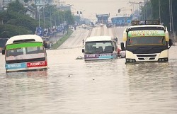 Thảm họa lũ lụt tàn khốc ở Đông Phi