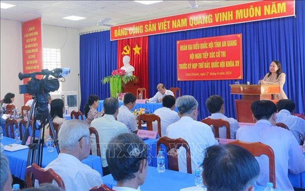 Acting President encourages An Giang to pool resources for development