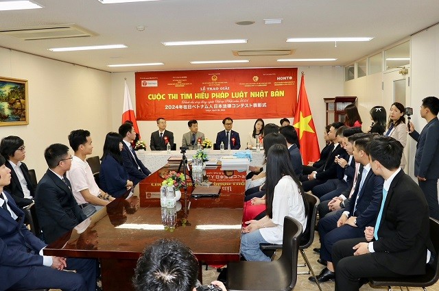 Gần 1.600 người Việt cùng thi tìm hiểu pháp luật Nhật Bản