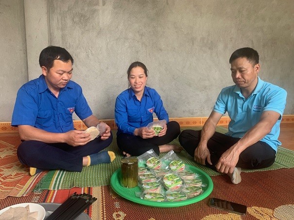 Nữ thanh niên dân tộc thiểu số vươn lên thoát nghèo ở tỉnh Hà Giang