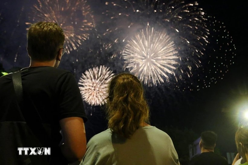 Fireworks light up Ho Chi Minh City skies on Reunification Day