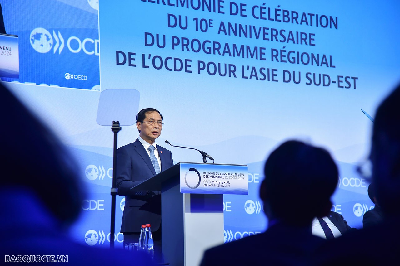 Toàn cảnh hoạt động của Bộ trưởng Ngoại giao Bùi Thanh Sơn tại Hội nghị Hội đồng Bộ trưởng OECD năm 2024