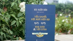 Ra mắt sách 'Tiểu thuyết Việt Nam 1925-1945: Khai sinh và Tiến trình' của G.S Bùi Xuân Bào
